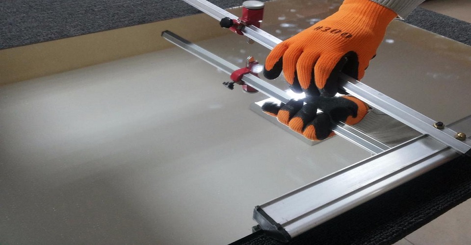 Резка зеркал минск